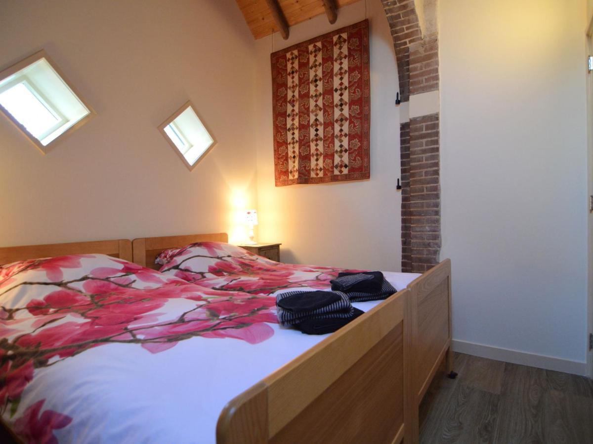 Staying In A Thatched Barn With Bedroom Achterhoek Geesteren  Екстер'єр фото