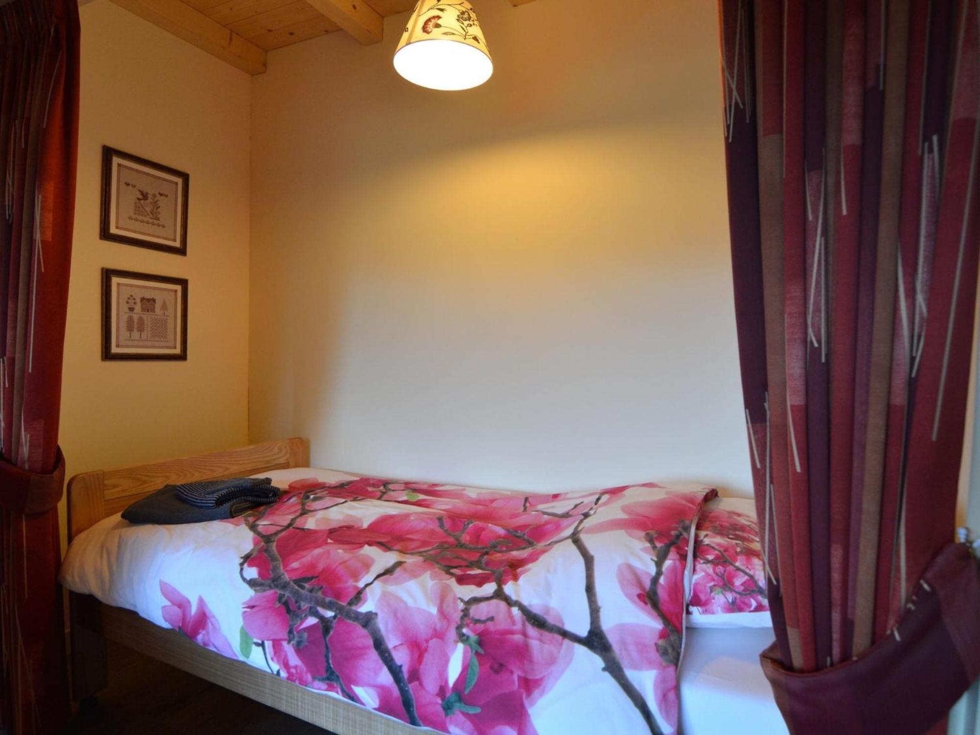 Staying In A Thatched Barn With Bedroom Achterhoek Geesteren  Екстер'єр фото