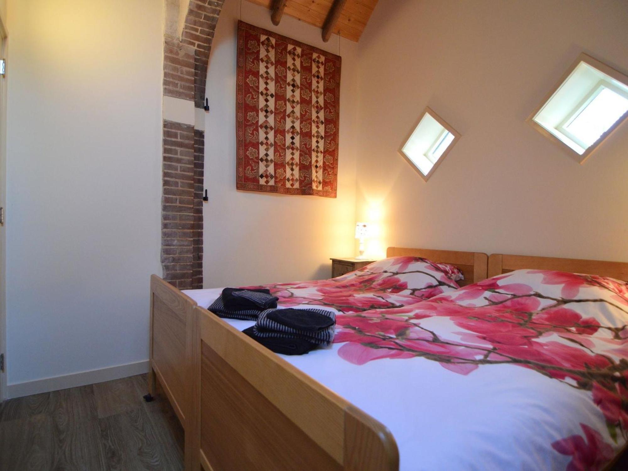 Staying In A Thatched Barn With Bedroom Achterhoek Geesteren  Екстер'єр фото